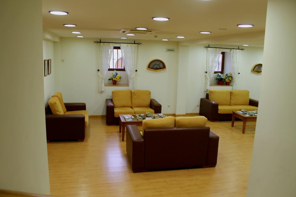 Hotel Agorreta Salinas De Pamplona Room photo